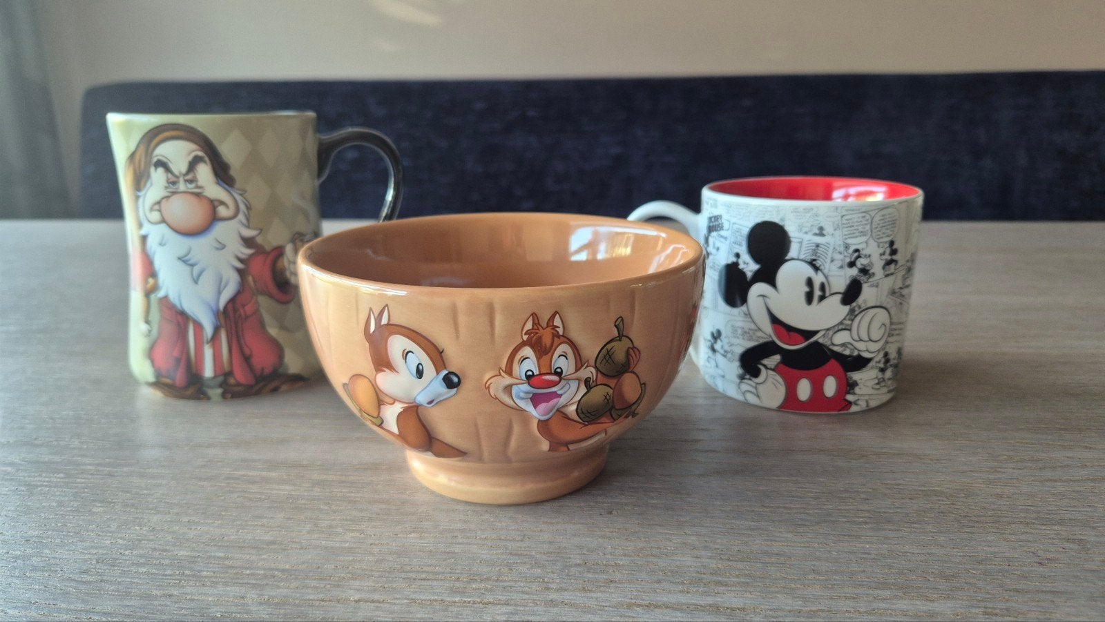 Disney mokken en schaaltje/kom, Ophalen of Verzenden, Overige figuren, Zo goed als nieuw, Servies