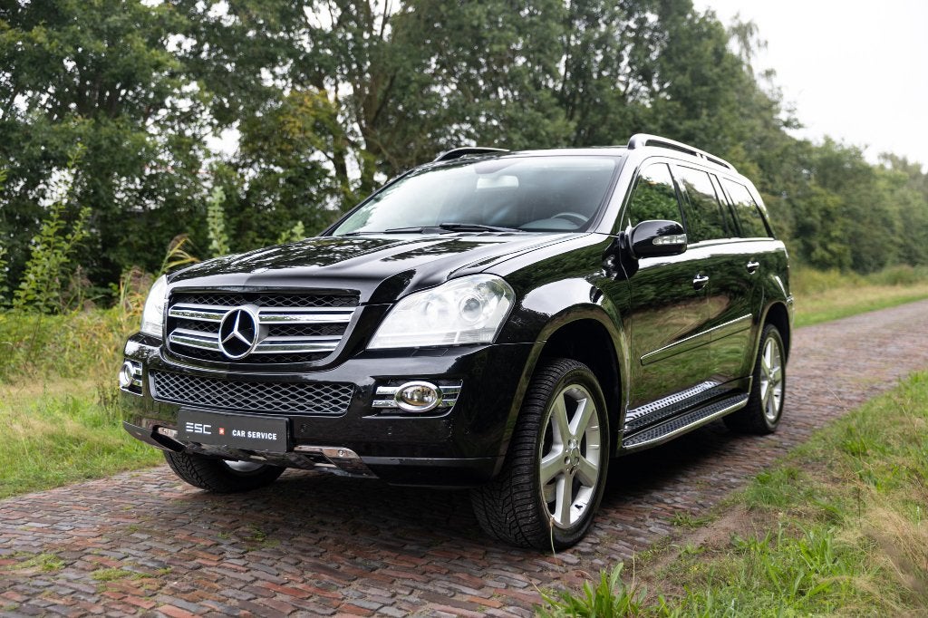 Mercedes-Benz GL 5.5 Gl500 4MATIC AUT 2007 Zwart| Youngtimer, Auto's, Automaat, 5461 cc, GL, 7 stoelen