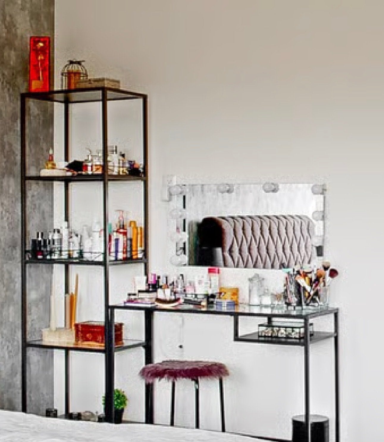 IKEA VITTSJÖ Stellingkast zwartbruin/glas, Ophalen, Zo goed als nieuw