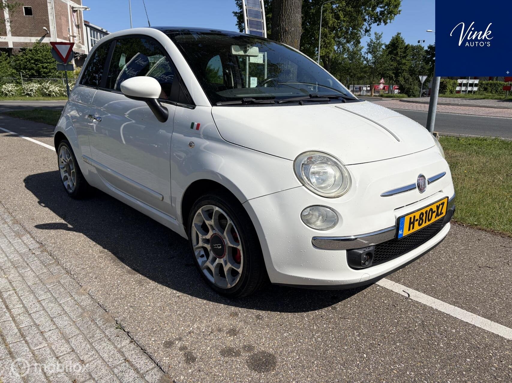 Foto 16 van Fiat 500 1.4-16V Lounge | Panoramadak | Subwoofer | Leer