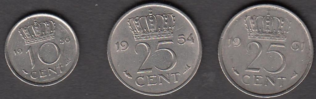 Nederland 10 cent 1956, 25 cent 1954 + 1961 Juliana UNC, Postzegels en Munten, Munten | Nederland, Setje, 25 cent, Koningin Juliana