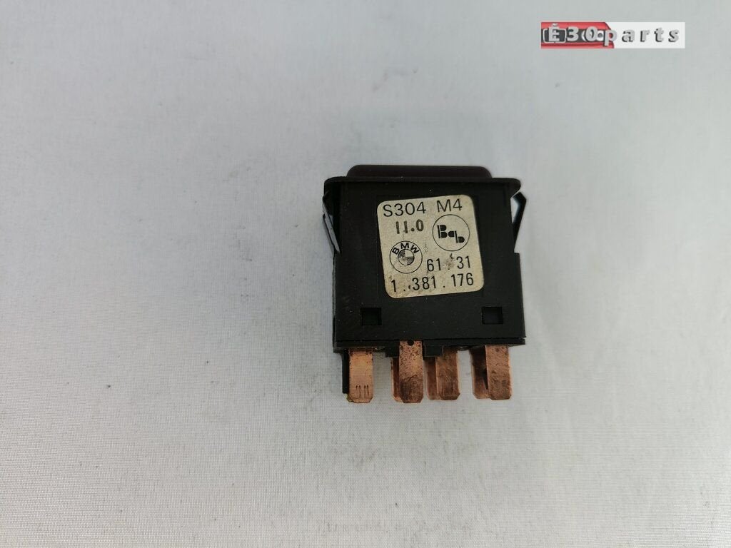 Alarmlicht schakelaar BMW 3 / 5 serie E30 E28  61311381176 1, Gebruikt, -, -, Ophalen of Verzenden