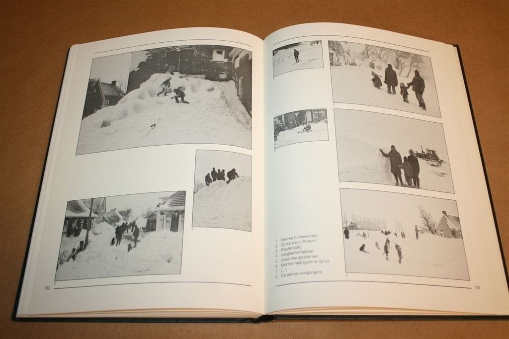 Sneeuwboek Groningen — Winter 1979 — Fotoboek, Boeken, Ophalen of Verzenden, Gelezen