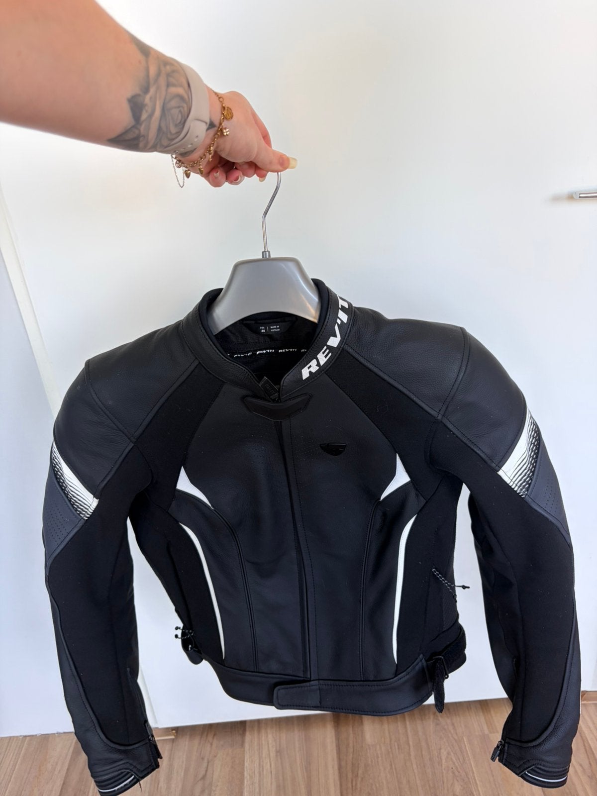 REV'IT! Xena 4 Lady jacket Zwart - Wit, Motoren, Kleding | Motorkleding, Ophalen, Tweedehands, Jas | textiel