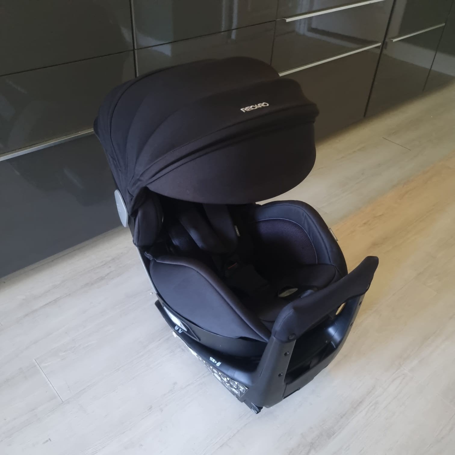 Recaro Salia met zonnekap autostoel nette staat, Ophalen, Nieuw, Overige merken