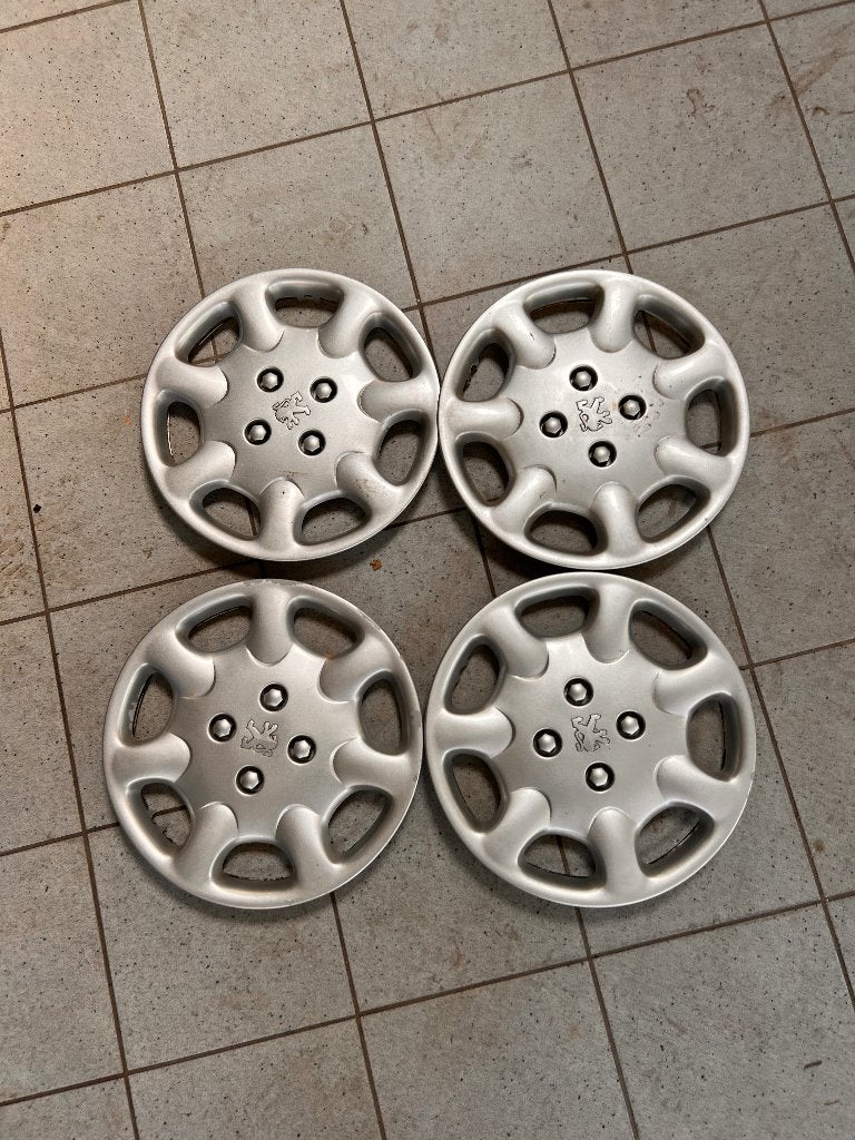 Wieldoppen peugeot 15 inch, Auto diversen, Wieldoppen, Ophalen, Zo goed als nieuw