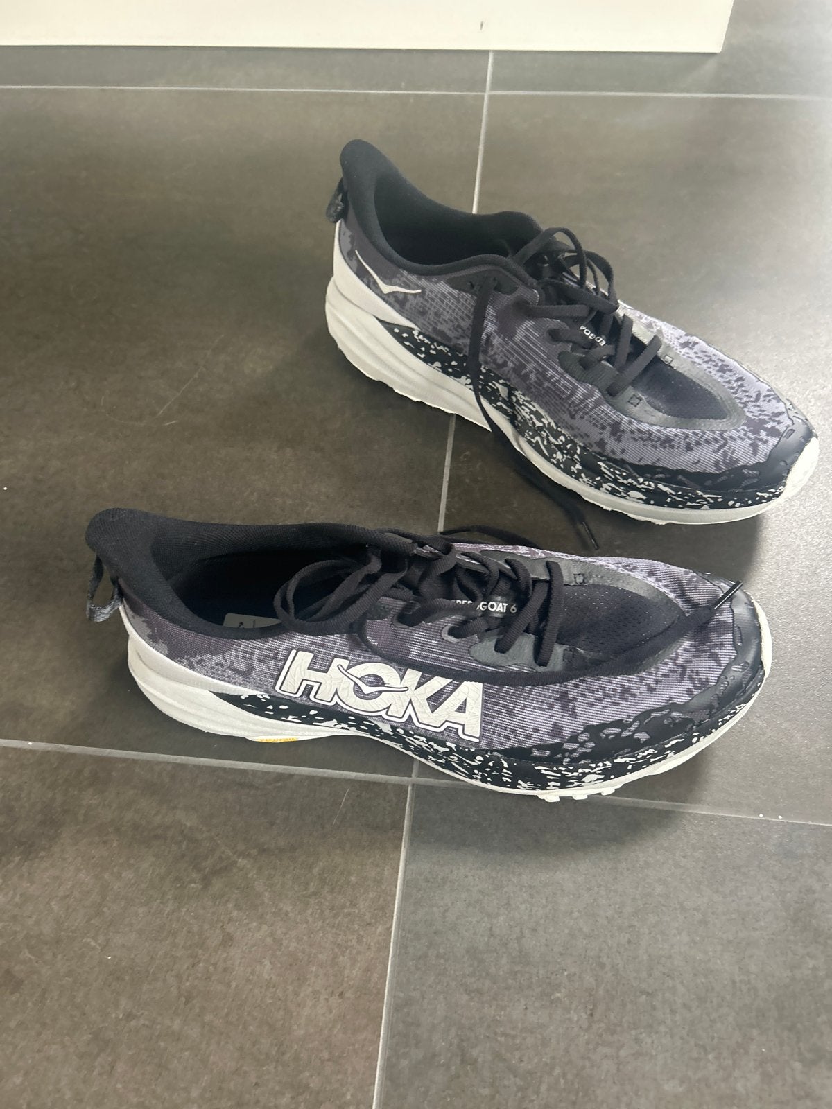 Hoka Speedgoat 6 Hardloopschoenen - Maat 48, Sport en Fitness, Overige merken, Hardloopschoenen, Ophalen of Verzenden, Zo goed als nieuw