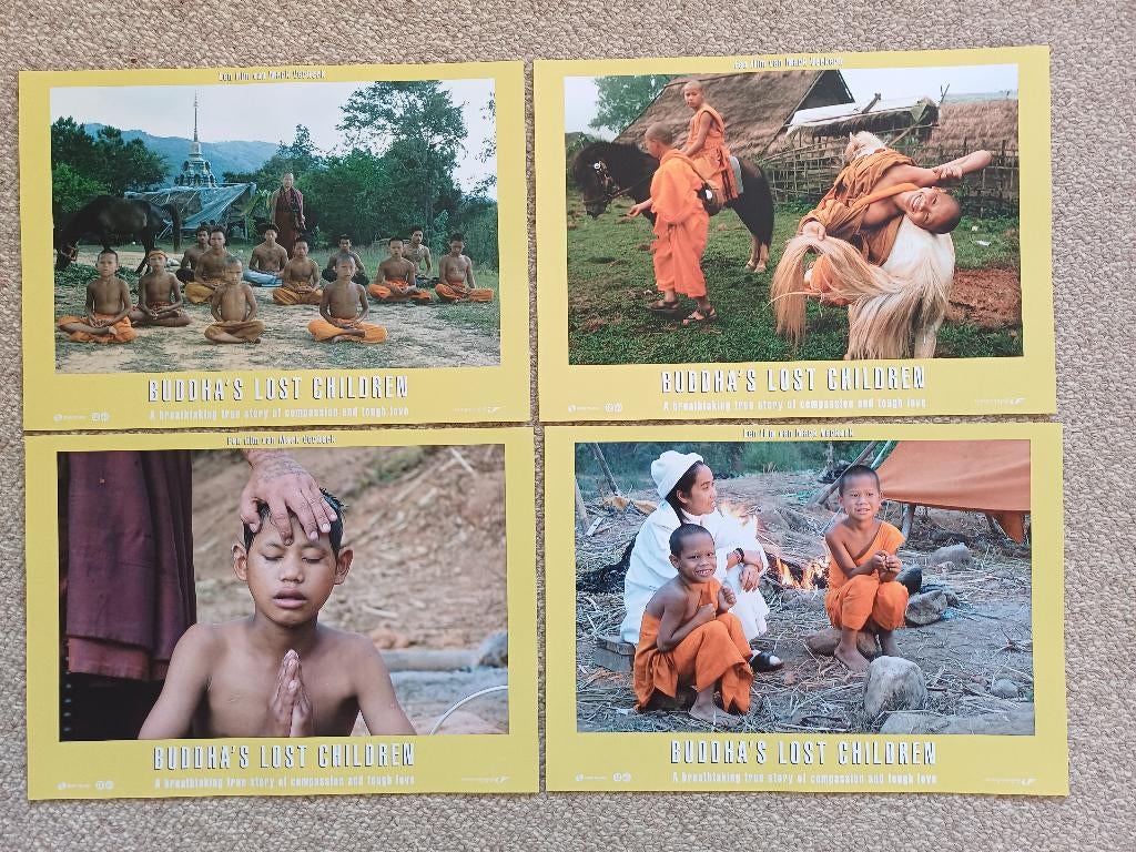 BUDDHA' S   LOST   CHILDREN      lobbycard set., Verzamelen, Verzenden, Nieuw, Film, Foto of Kaart