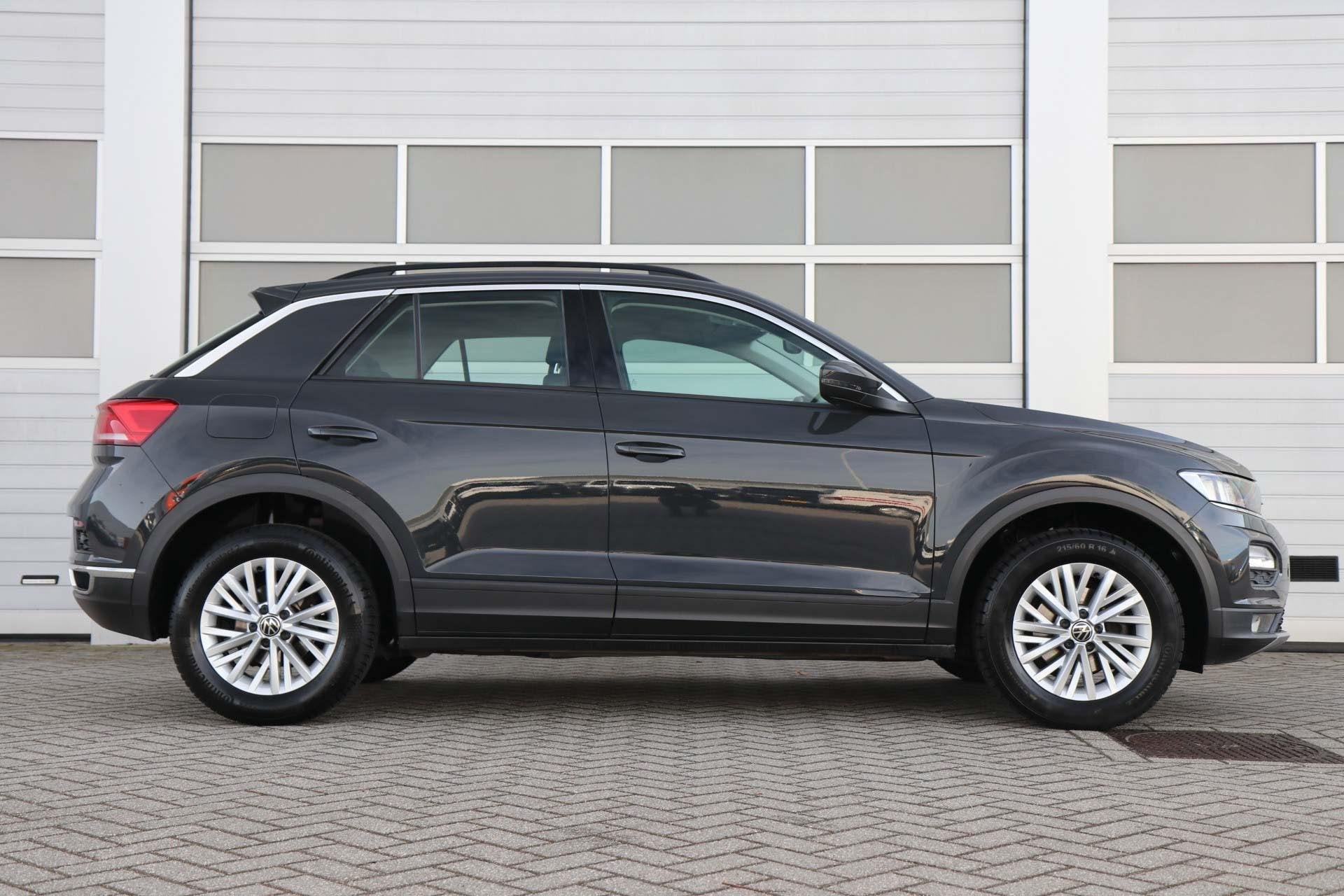 Volkswagen T-Roc 1.0 TSI 110pk Style | Airco | Parkeersensor, Voorwielaandrijving, 12 maanden, Stof, Gebruikt
