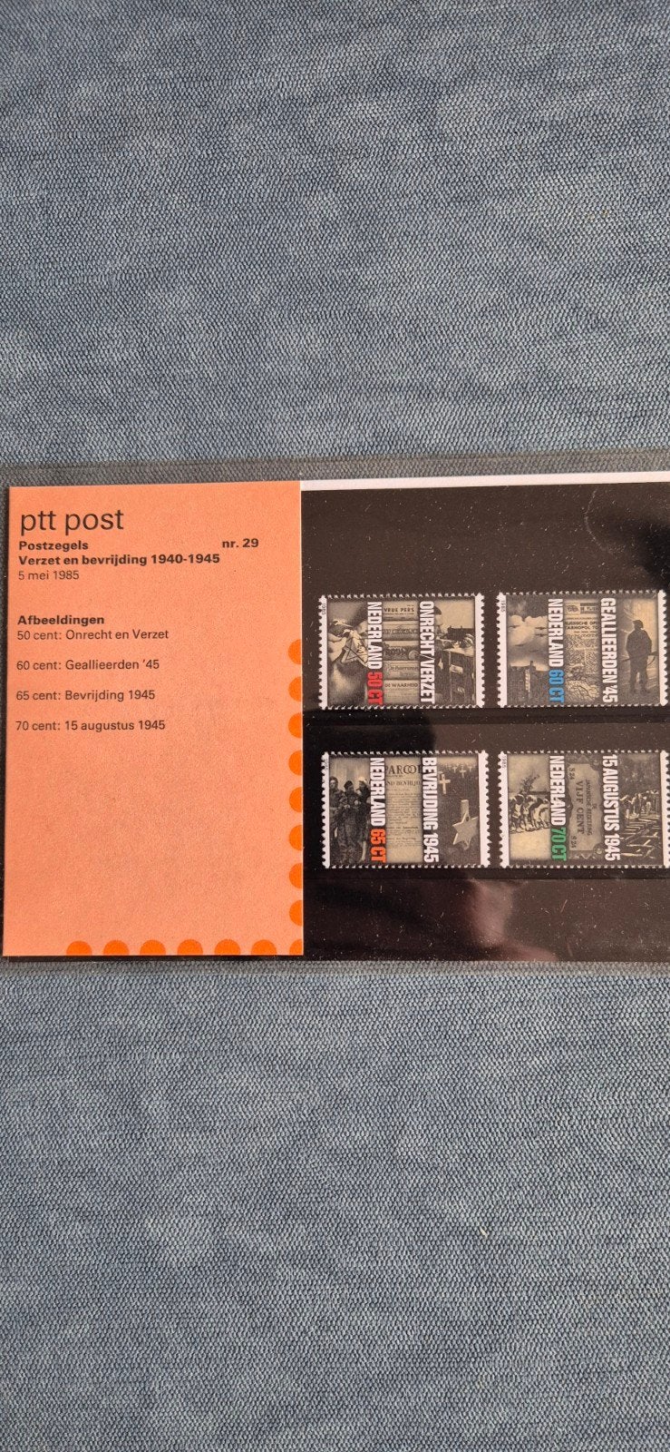Postzegelmapje nr. 29 - Verzet en Bevrijding 1940-1945, Ophalen of Verzenden, Na 1940, Postfris