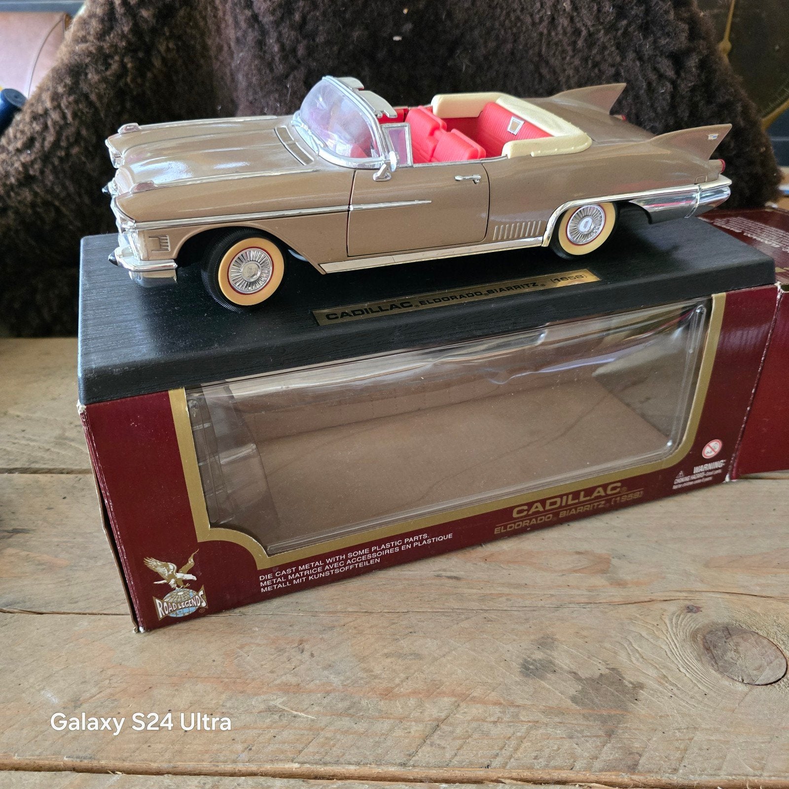 1958 Cadillac Eldorado Biarritz cabriolet., Hobby en Vrije tijd, Modelauto's | 1:18, Ophalen of Verzenden