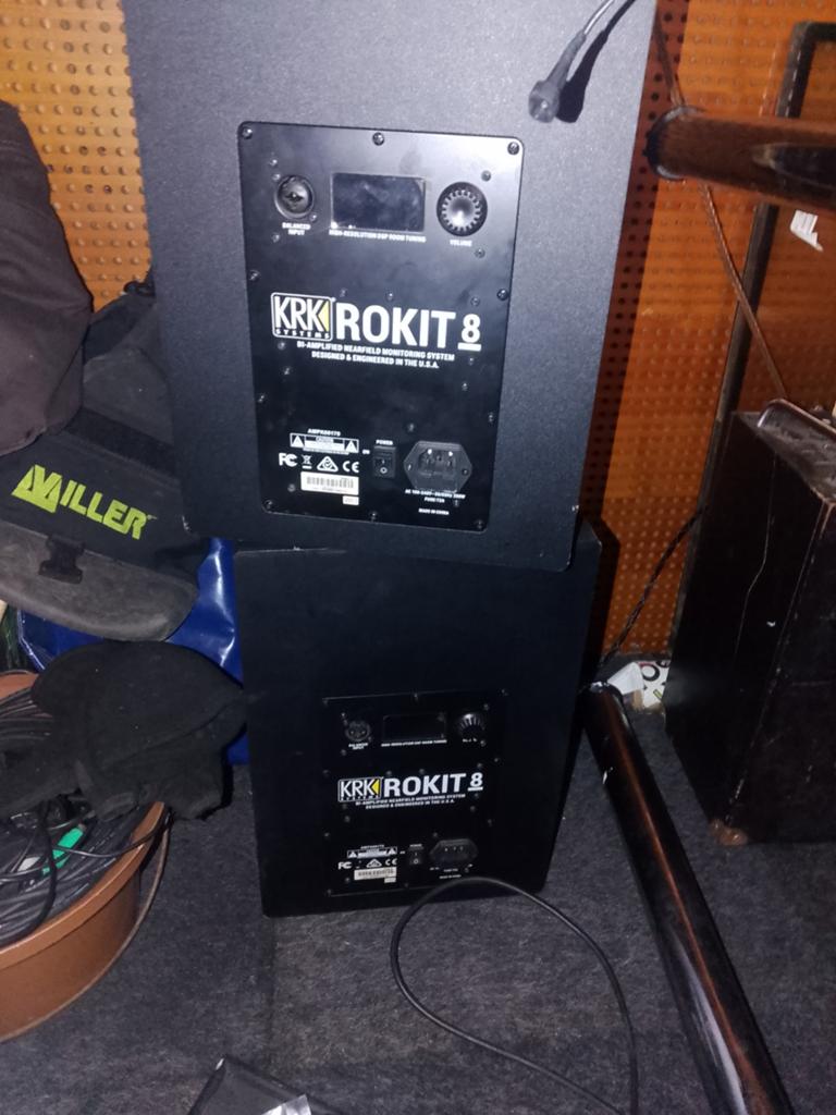 KRK rokit 8 g4, Ophalen of Verzenden, Zo goed als nieuw, Minder dan 500 watt, Monitor(versterker)