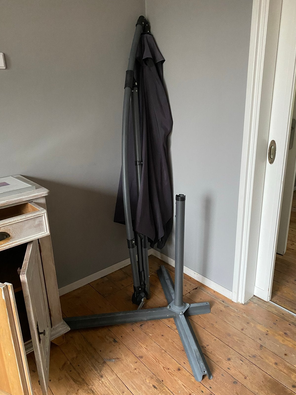 Zweefparasol met voet - Gebruikt maar in prima staat, Ophalen, Gebruikt, Zweefparasol