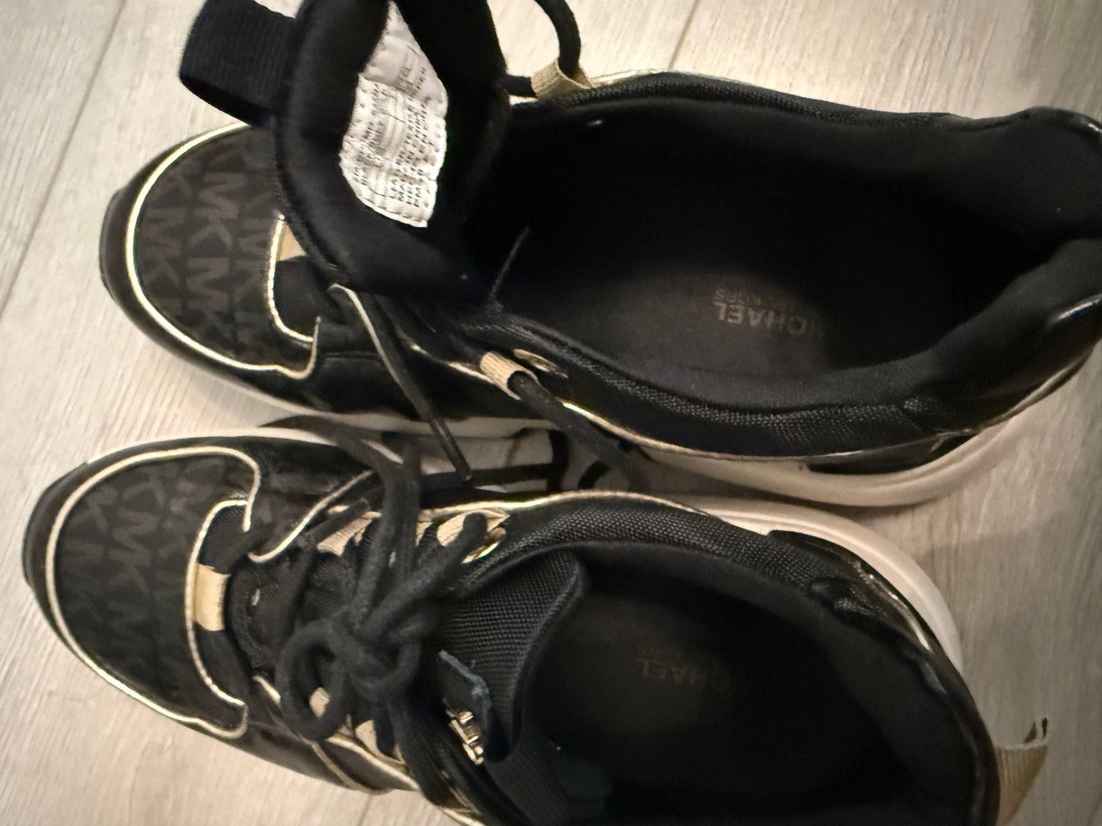 Michael Kors Sneakers Zwart/Goud Maat 34, Ophalen of Verzenden, Zo goed als nieuw, Zwart, Sneakers of Gympen