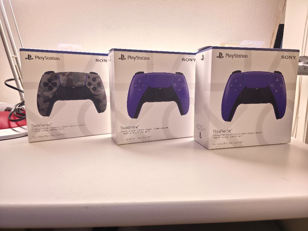3x Sony PS5 DualSense Controller Nieuw Camo & Paars, Ophalen, Nieuw, Controller, PlayStation 5