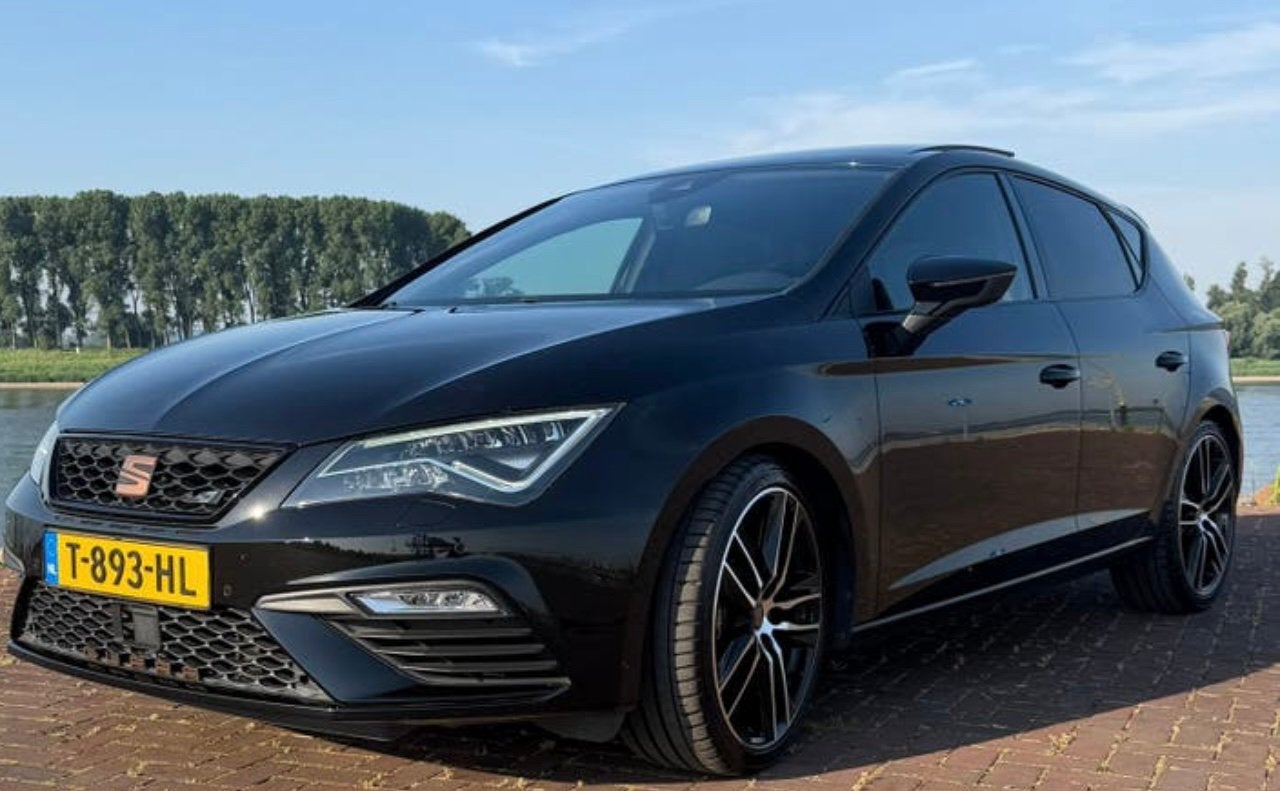 Seat Leon Cupra 2.0 TSI DSG | 370 PK | Full Body PPF |, Zwart, Leon, Alcantara, Zwart
