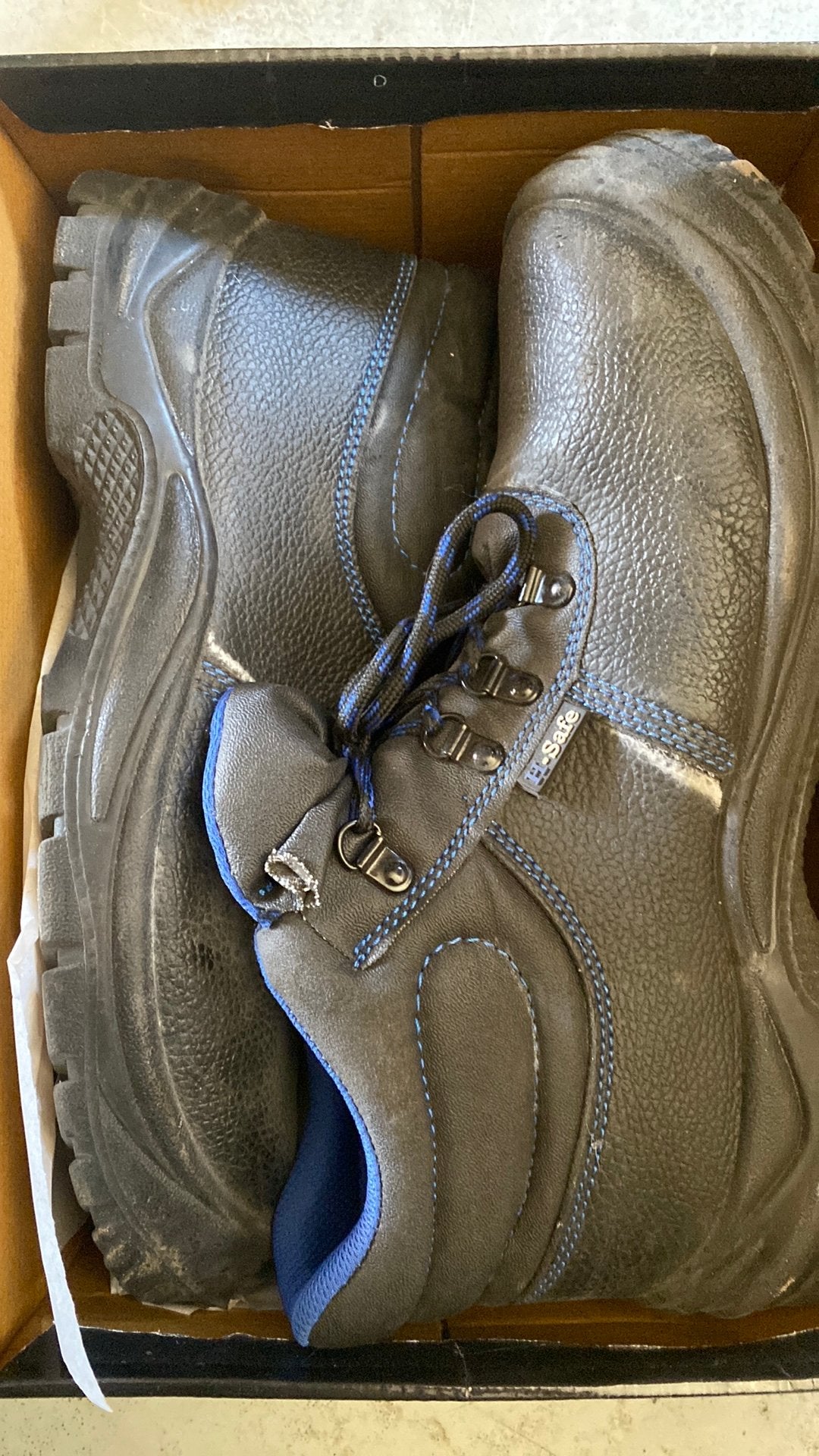 H-safe safety shoes werkschoenen, Ophalen of Verzenden, Zo goed als nieuw