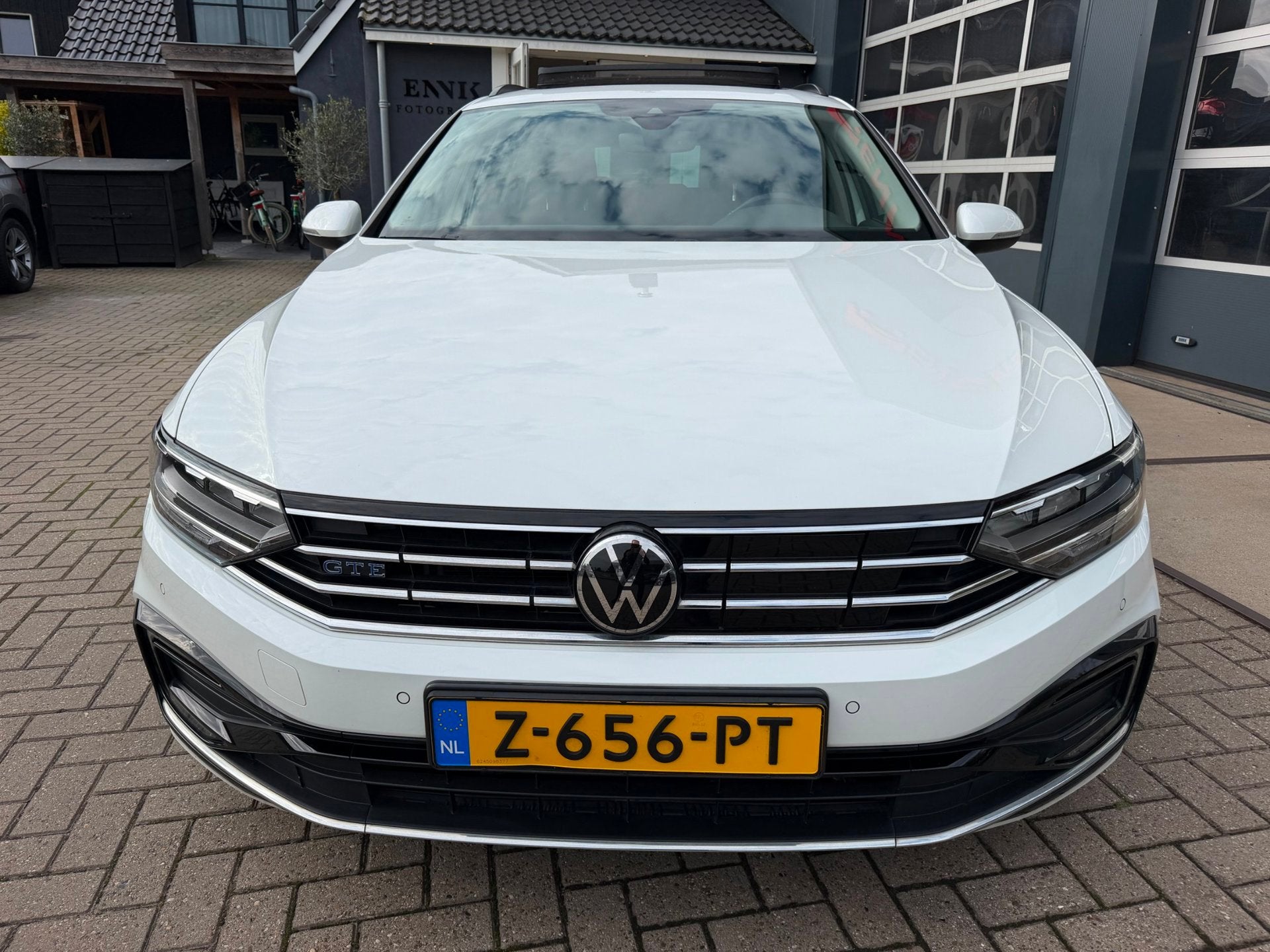 Volkswagen Passat Variant 1.4 TSI PHEV GTE Business / Pano /, Dealer onderhouden, Stof, Gebruikt, Euro 6