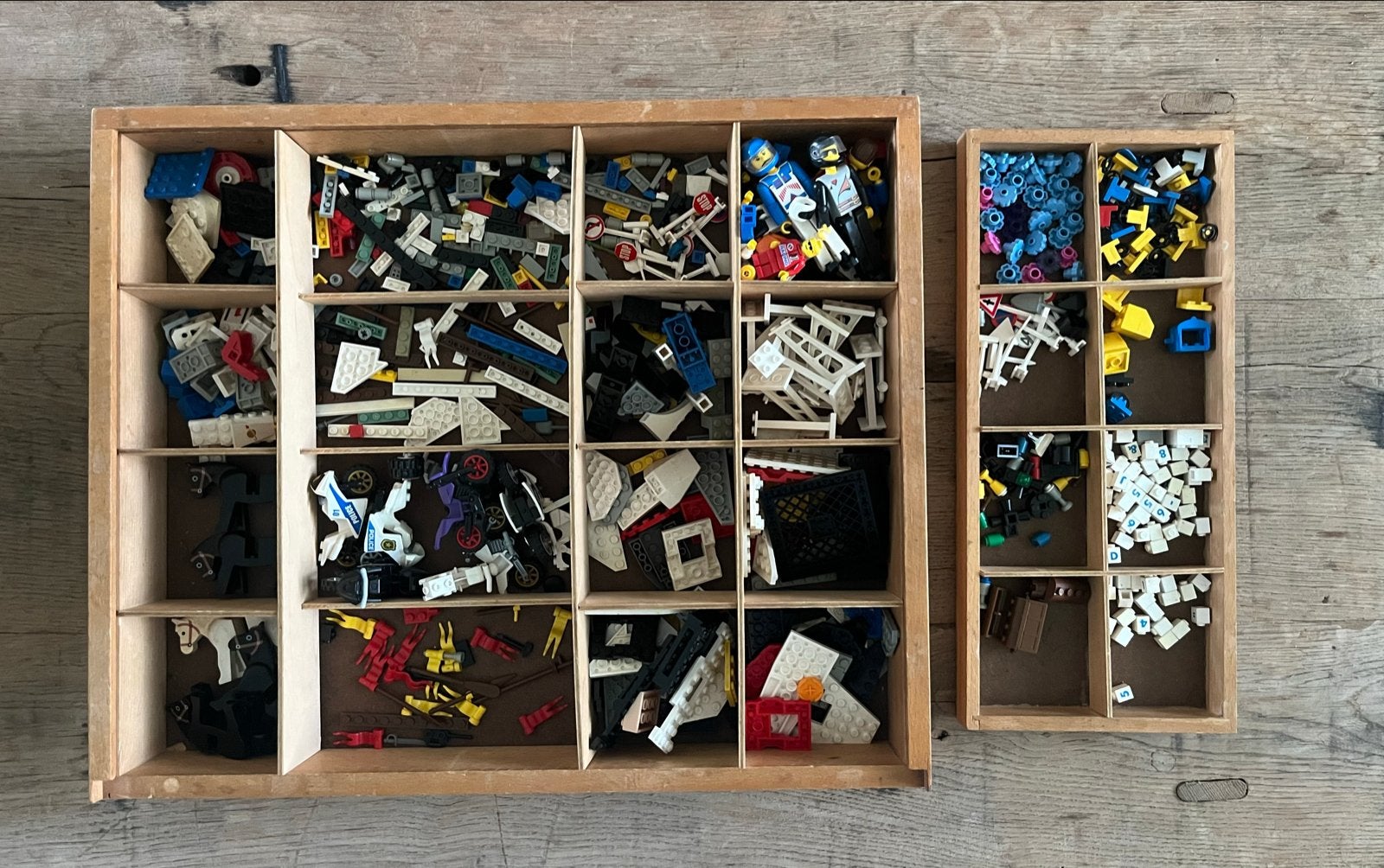 Grote partij LEGO van ongeveer 5,5 kg met rode ton, Ophalen, Gebruikt