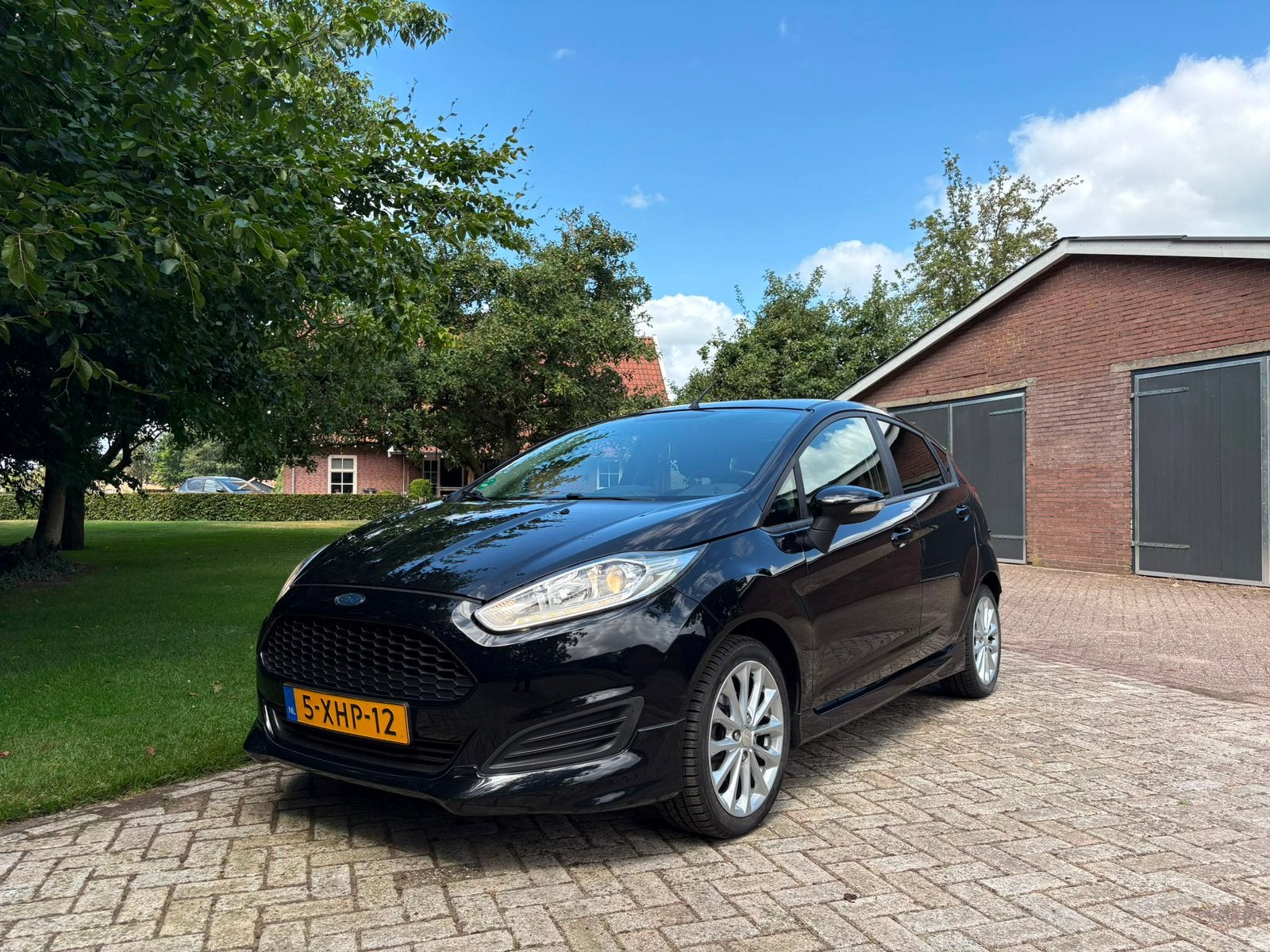 Ford Fiësta 1.0 74KW/100PK 5D 2014 Zwart / nieuwe riem!!, Voorwielaandrijving, 40 €/maand, 100 pk, Origineel Nederlands