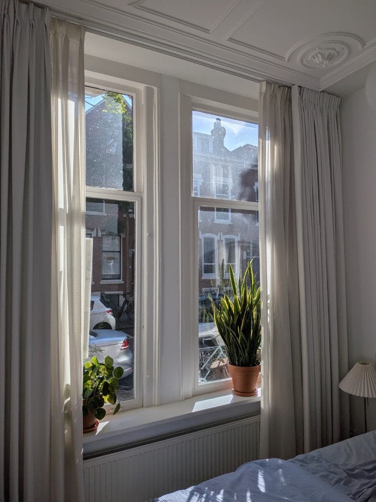 Foto 3 van Set Maatwerk Gordijnen – 3m Hoog (Verduisterend + Vitrage)