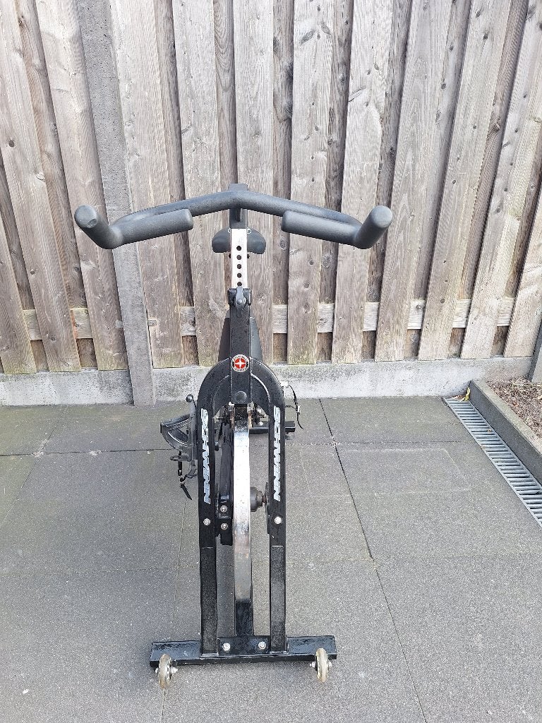 Spinfiets Schwinn, Sport en Fitness, Ophalen, Gebruikt, Metaal, Spinningfiets