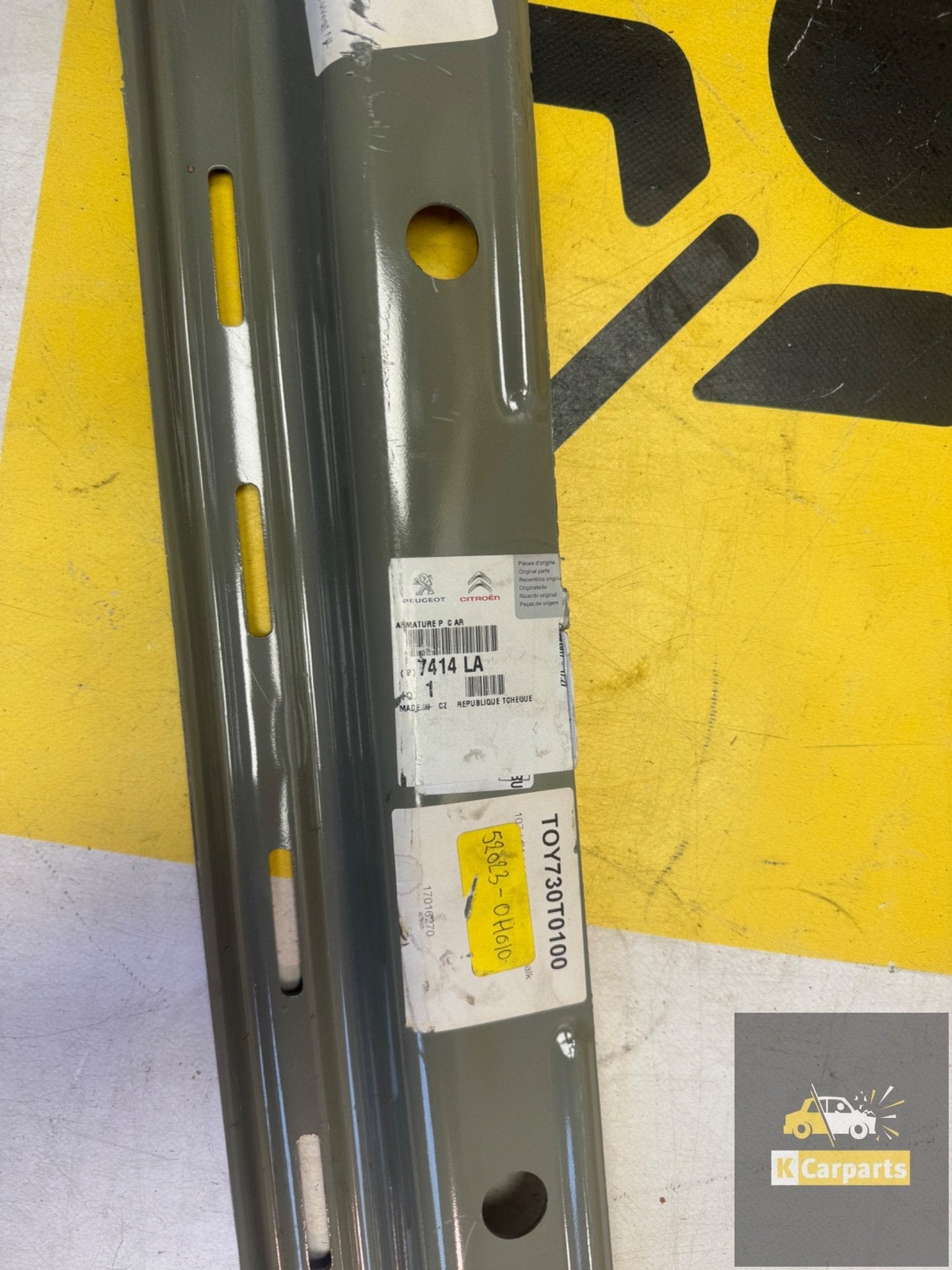 Bumperbalk achter nieuw Toyota Aygo I ('05-'14) 520230H010, Info@fabrikant.eu, Fabrikantstraat 1
1000 AA  Amsterdam, NL, Ophalen of Verzenden