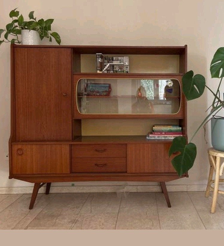 GEZOCHT Mid-century woonkamerkast - Teak houten dressoir, Ophalen