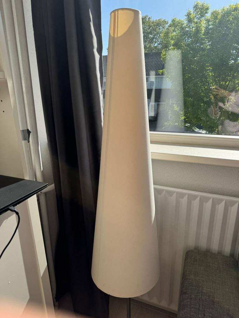 Vloerlamp met kap, Ophalen, Zo goed als nieuw