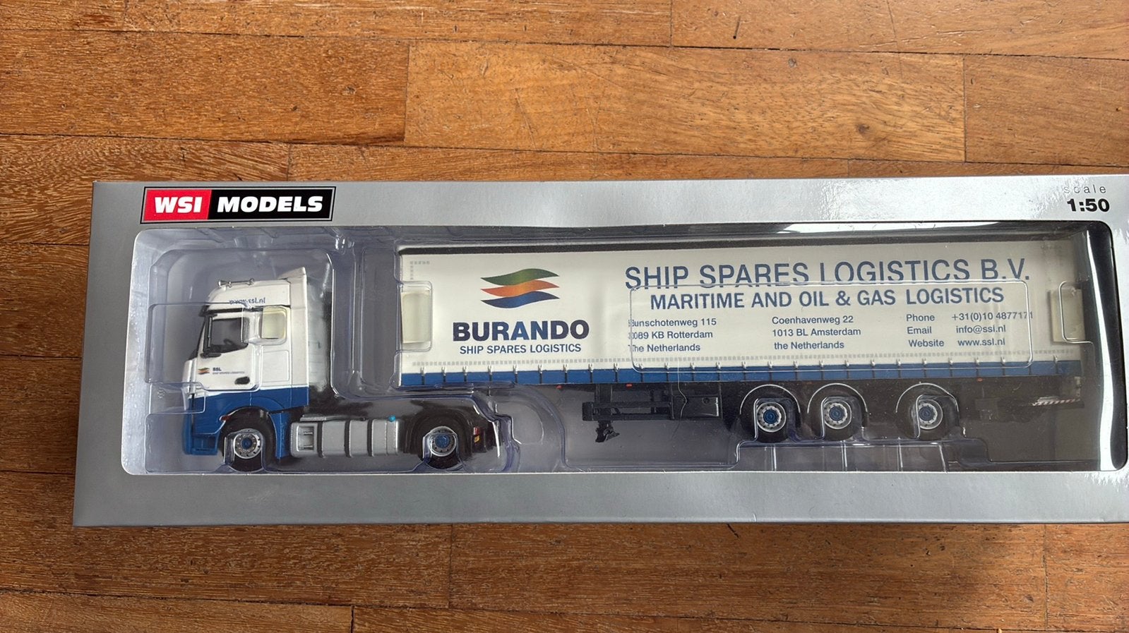 WSI models mercedes truck met oplegger verlaagd nu maar 75E, Ophalen of Verzenden, Nieuw, Bus of Vrachtwagen, Wsi