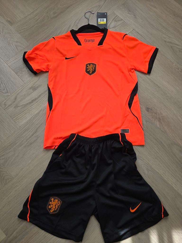 Oranje Voetbaltenue - Shirt & Broekje kids, Maat S, Ophalen of Verzenden, Nieuw, Set