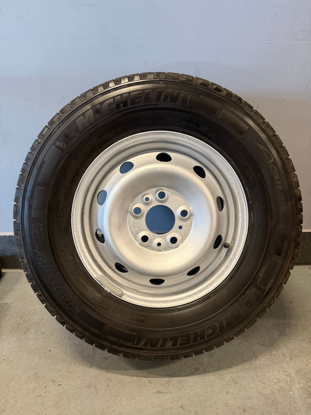 Origineel Fiat Camper Reservewiel 225/70R15 Michelin Agilis, Ophalen, Gebruikt