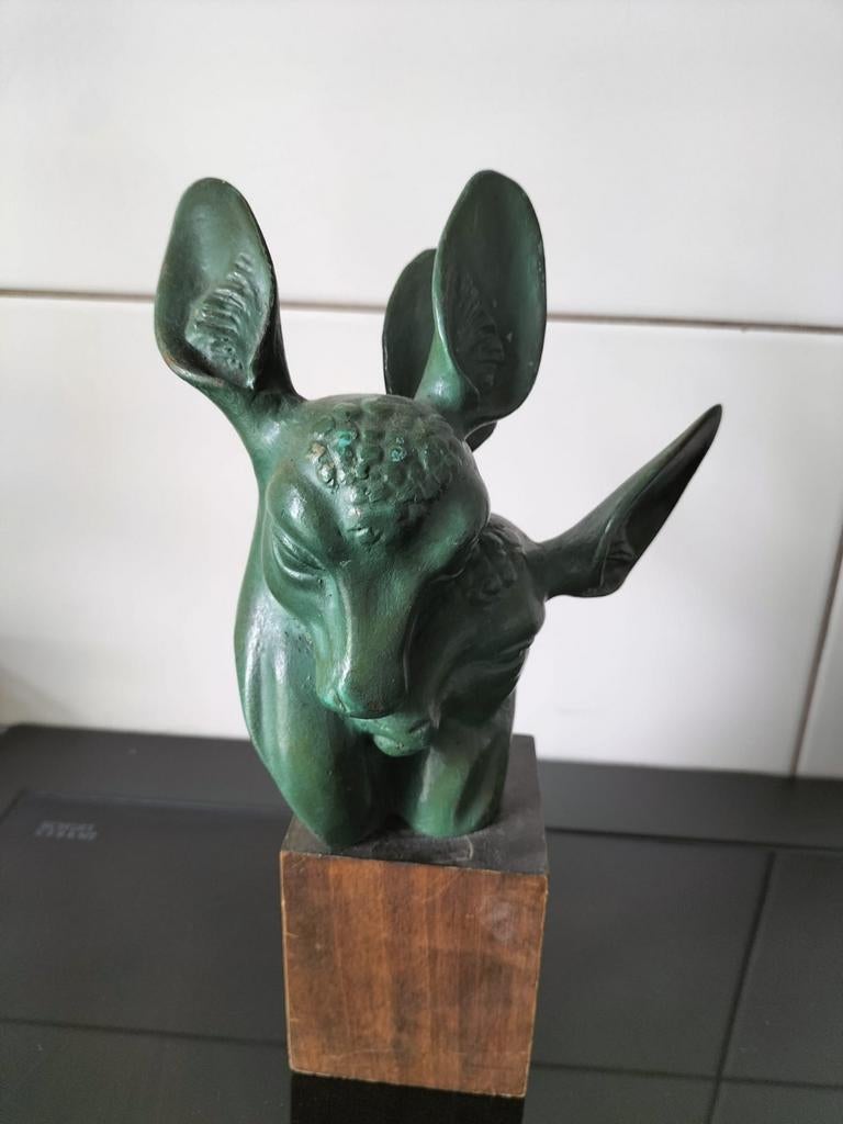 Art Deco Bronzen Beeld van een Hert, Minder dan 20 cm, Art deco, Gepatineerd, Ophalen of Verzenden