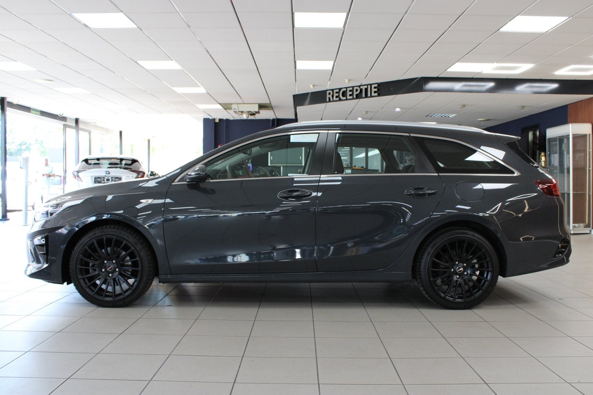 Kia Ceed Sportswagon 1.5 T-GDi DynamicLine Automaat | Airco|, Auto's, Dealer onderhouden, Stof, Gebruikt, 4 cilinders