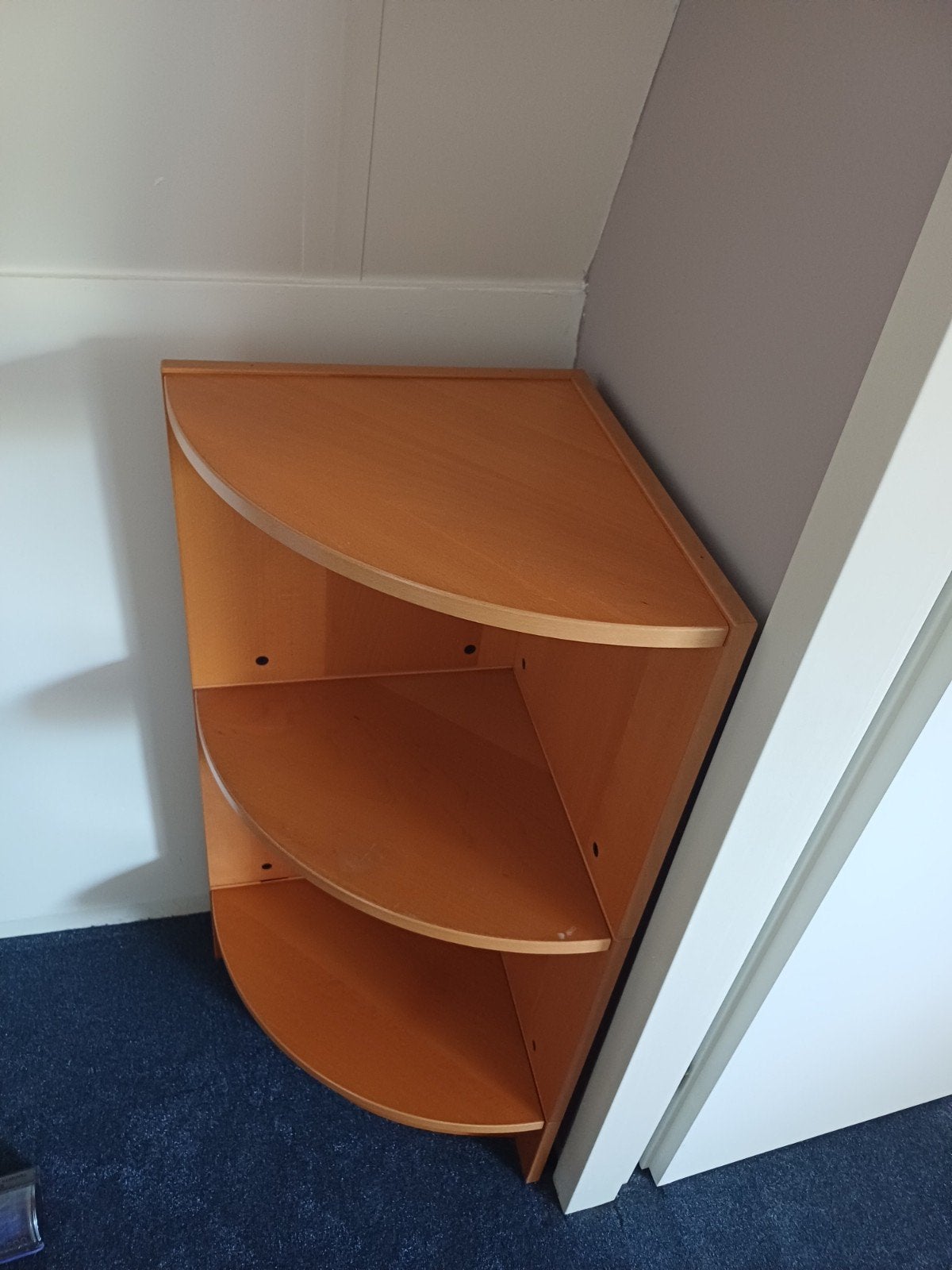 Houten Hoekrekje met 3 Planken - Compact en Praktisch, Ophalen, Gebruikt