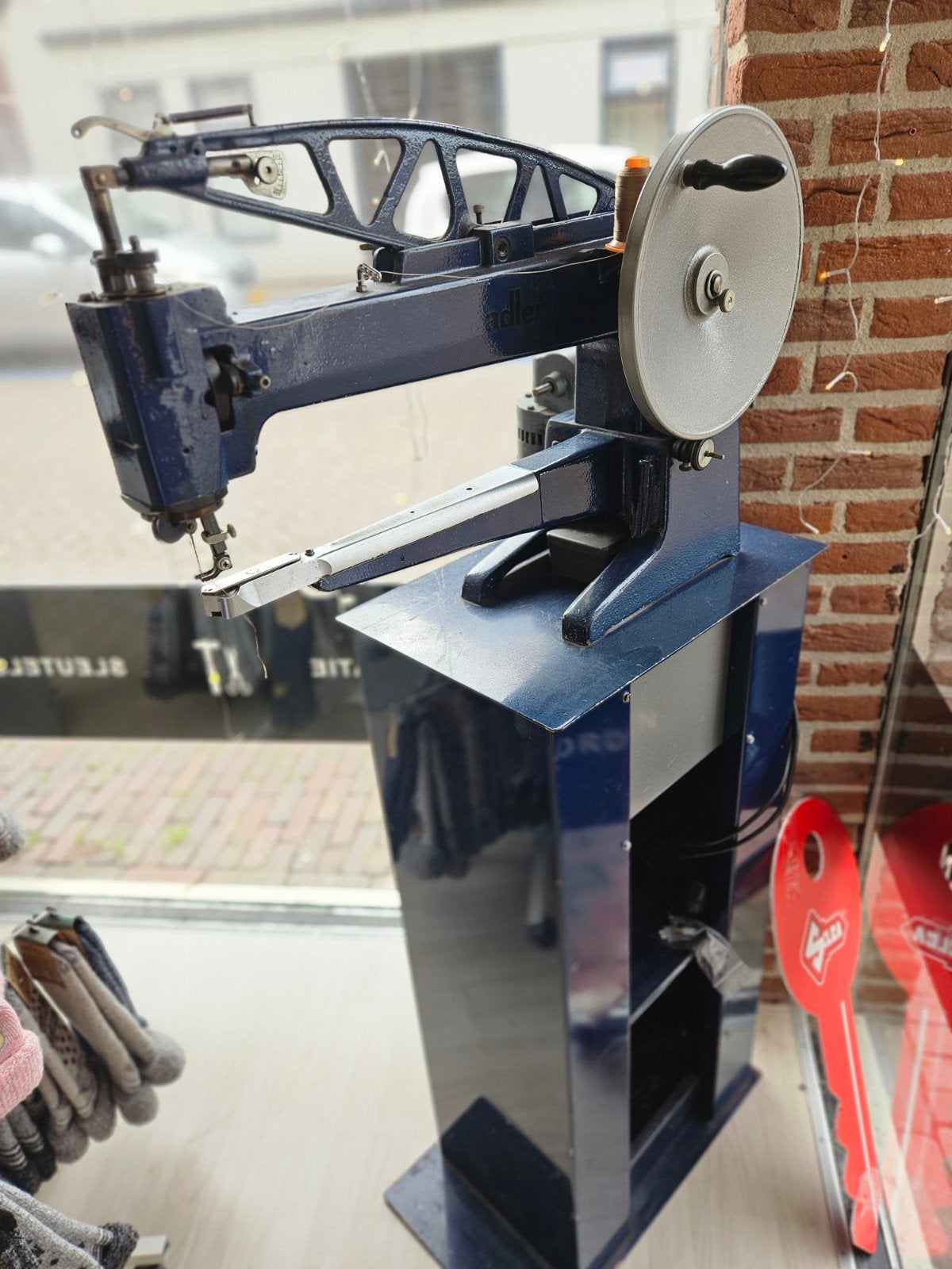 Adler 30-10 Industriële Naaimachine - Schoenmakerij, Gebruikt, Naaimachine, Industrieel, Ophalen