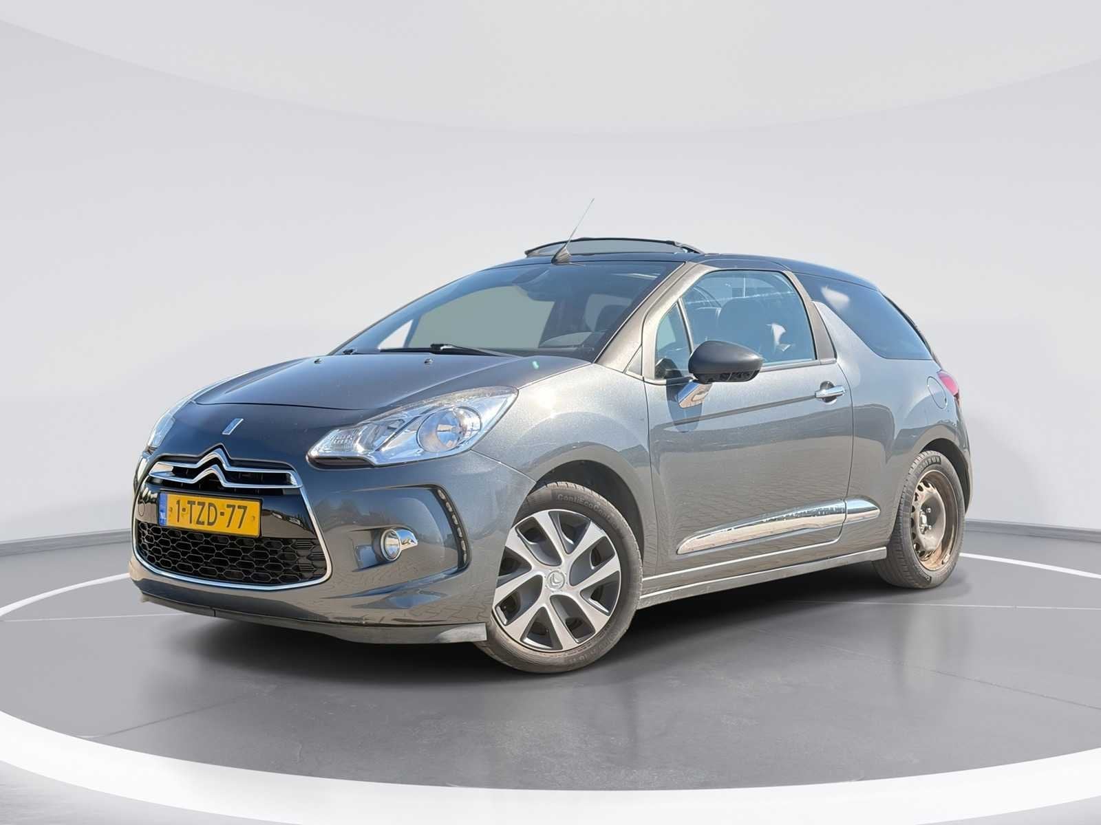 Citroen DS3 Cabrio 1.2 VTi So Chic 2014 | 1-TZD-77, Euro 5, 1199 cc, 82 pk, Origineel Nederlands