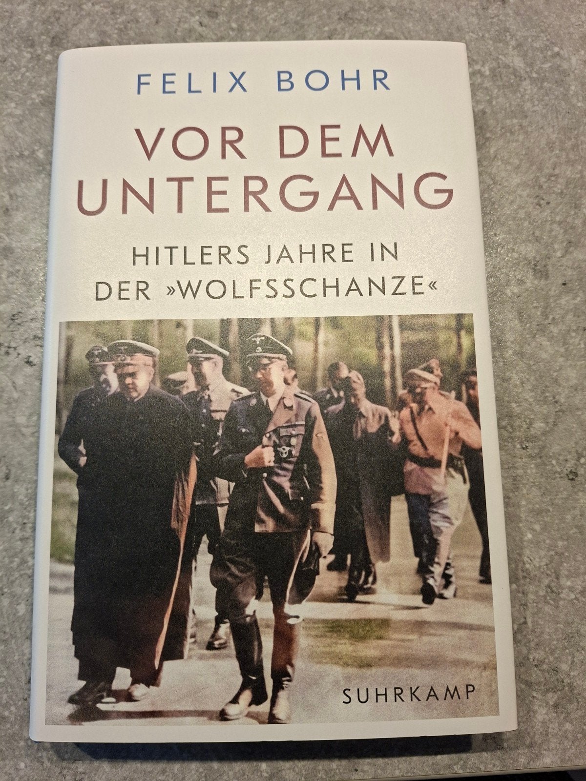 Hitlers jaren (duitstalig) in de Wolfsschanze, Tweede Wereldoorlog, Nieuw, Ophalen of Verzenden, Algemeen