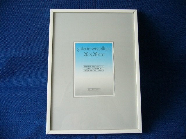 nr3 Fotolijst 20 x 28 met kunststof omlijsting nieuw, Ophalen of Verzenden, Nieuw