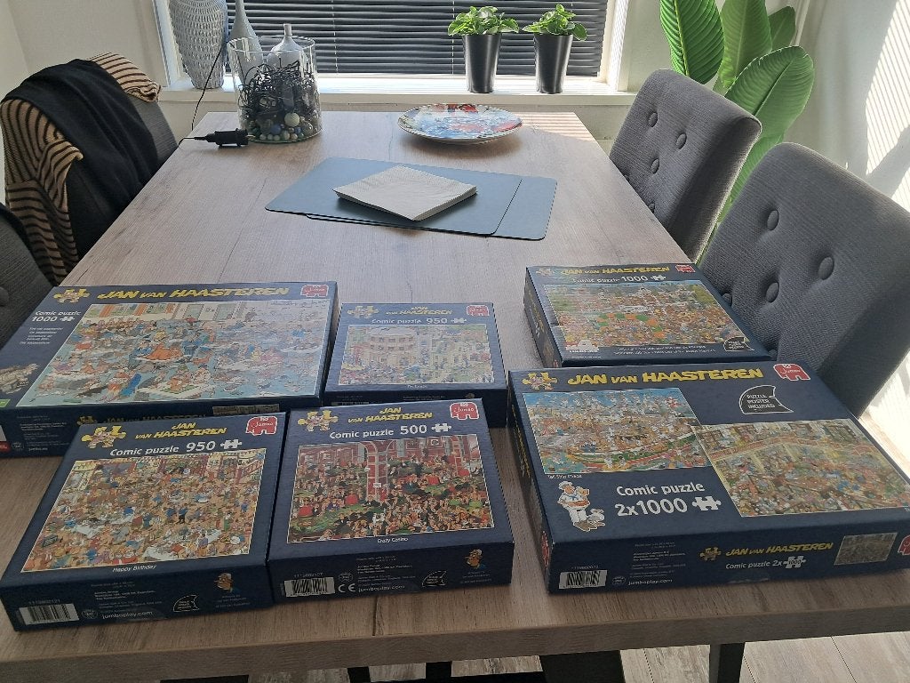 puzzels jan van haasteren, Ophalen, Zo goed als nieuw