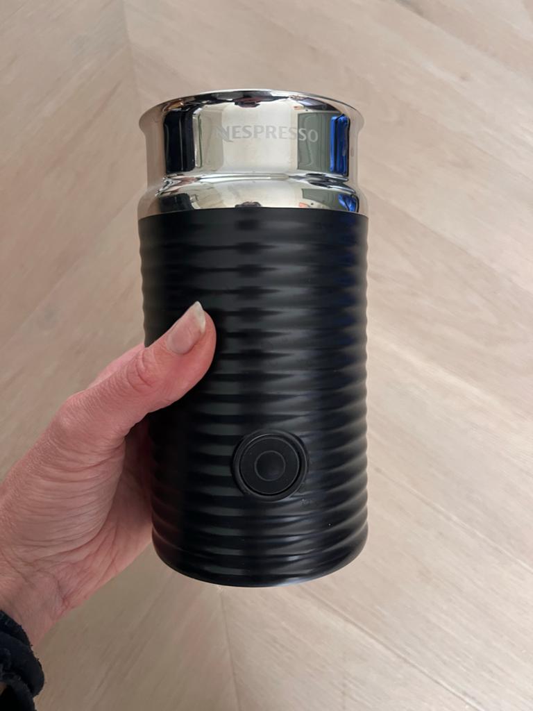 Nespresso melkopschuimer (zonder onderkant/oplader), Witgoed en Apparatuur, Melkopschuimers, Gebruikt, Elektrische melkopschuimer