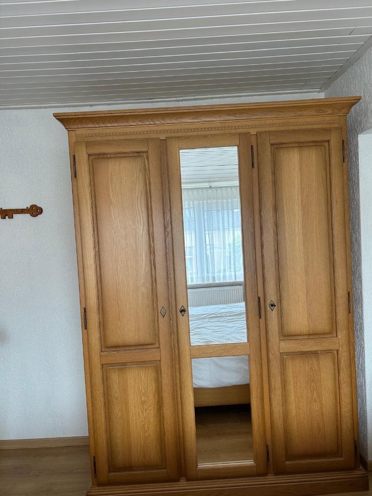 Massief eikenhouten kast met spiegel - Zeer nette staat, Ophalen, Met deur(en), 150 tot 200 cm, Eikenhout