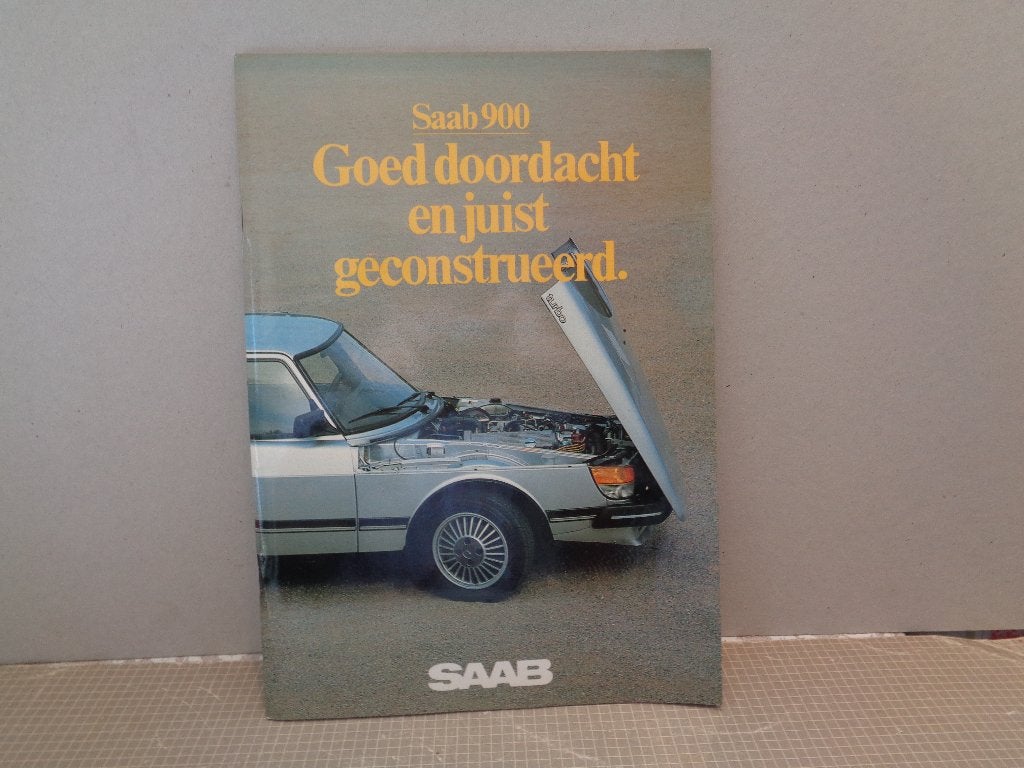saab 900 folder, Boeken, Ophalen of Verzenden, Zo goed als nieuw, Overige merken