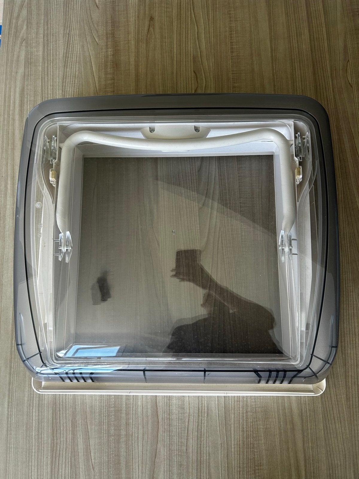Dometic Heki dakraam 40x40 met hor en verduistering, Ophalen of Verzenden, Zo goed als nieuw