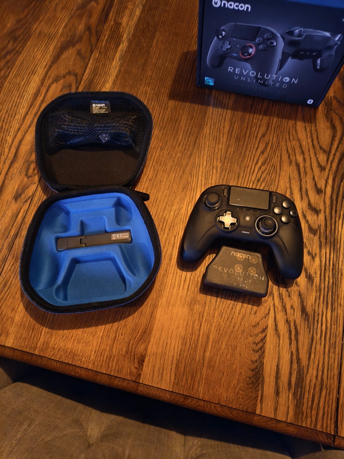 Nacon Revolution Unlimited Pro Controller PS4, Ophalen of Verzenden, Zo goed als nieuw, Controller, PlayStation 4