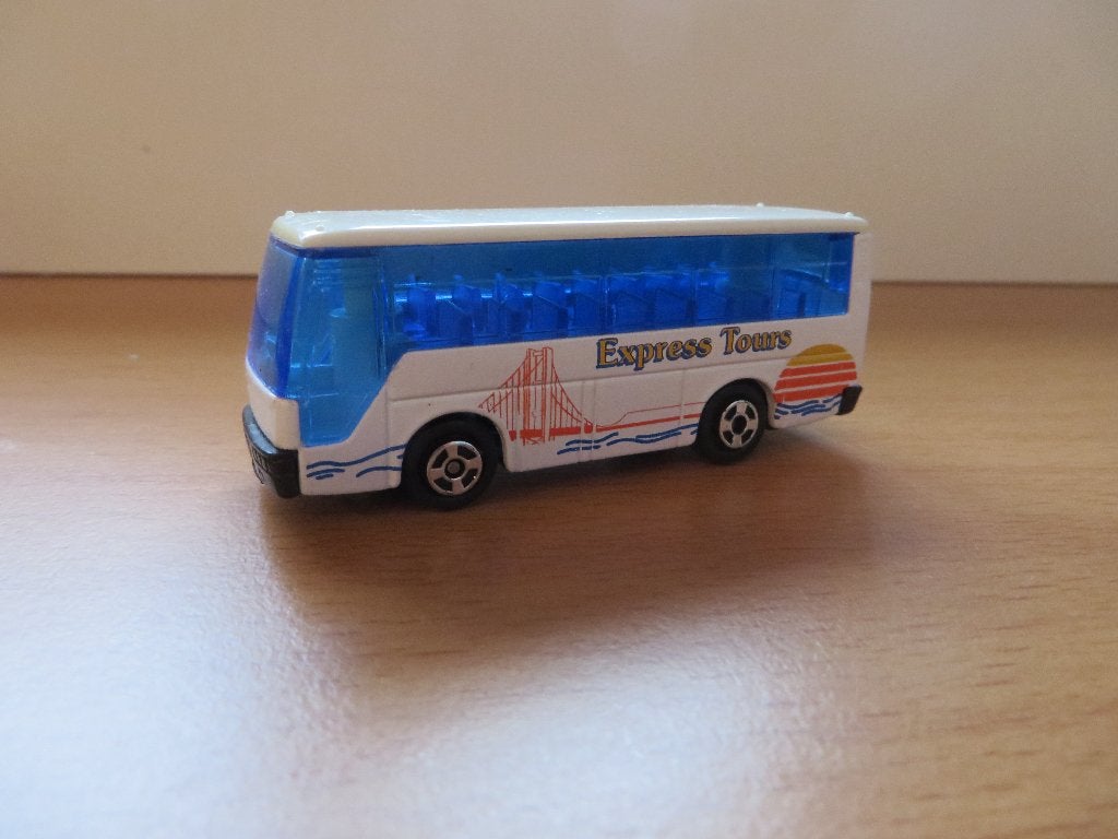 Welly Isuzu Super Hi decker Bus, Ophalen of Verzenden, Gebruikt, Bus of Vrachtwagen