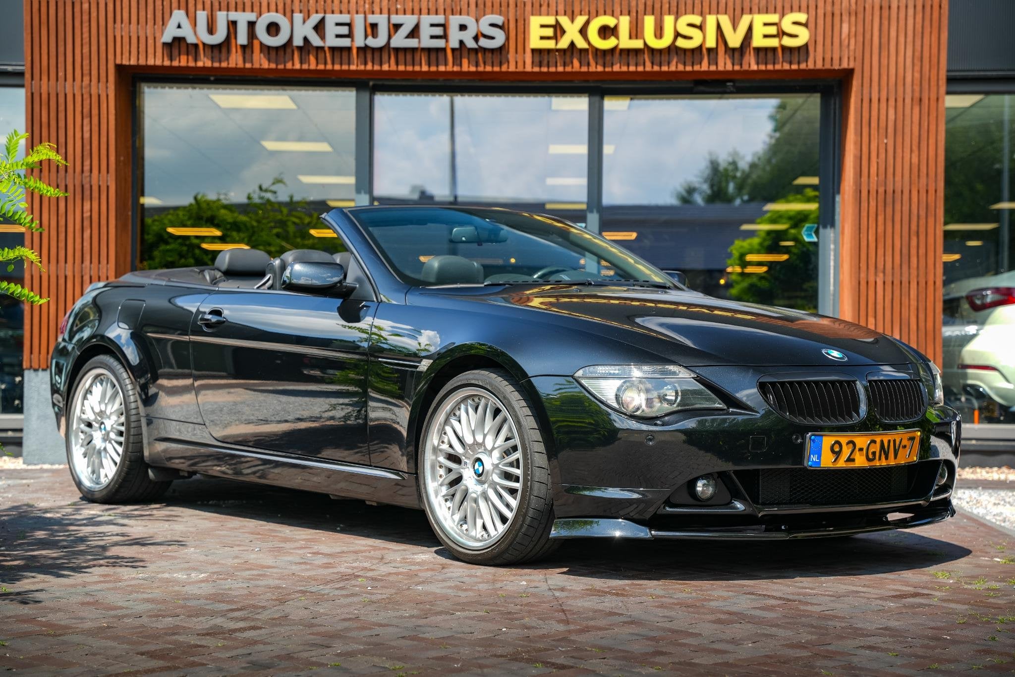 BMW 6-serie Cabrio 650i Automaat Navigatie PDC Cruise HUD Me, Auto's, Automaat, Achterwielaandrijving, Gebruikt, 4 stoelen