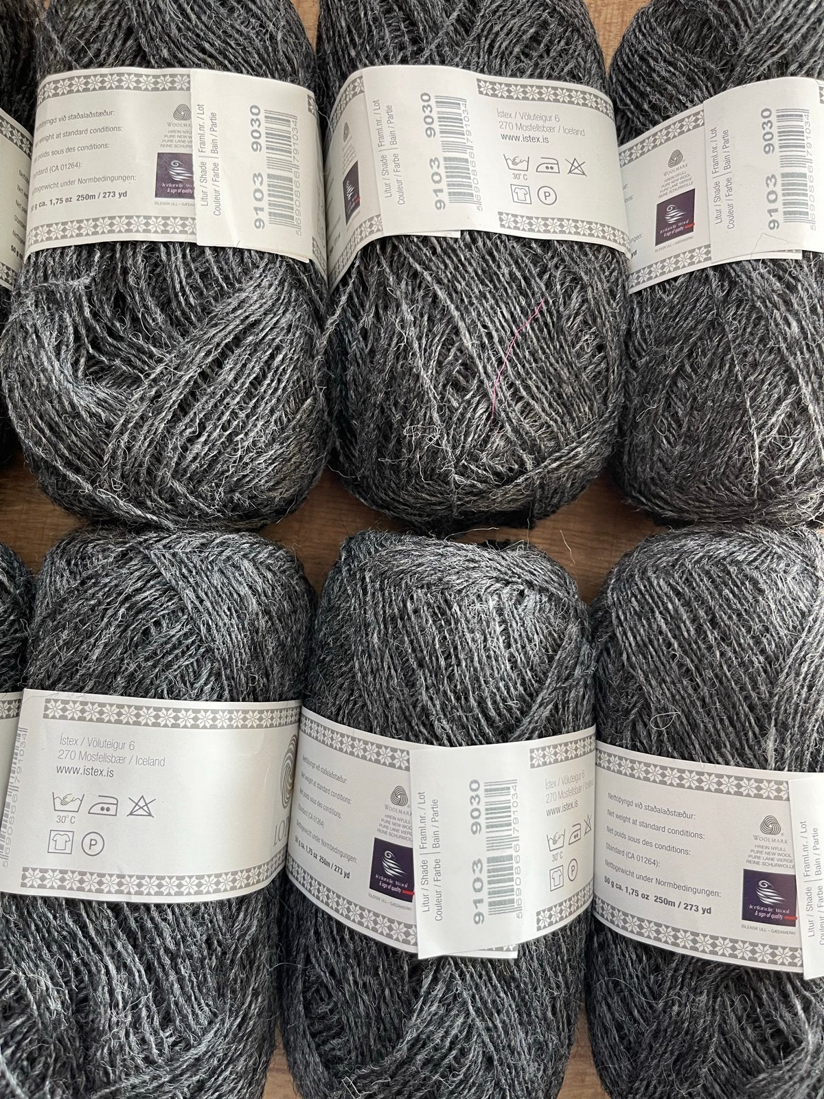 Lopi Einband IJslandse wol garen 400 gr 2000 m donkergrijs, Ophalen of Verzenden, Nieuw, Breien of Haken, Wol of Garen