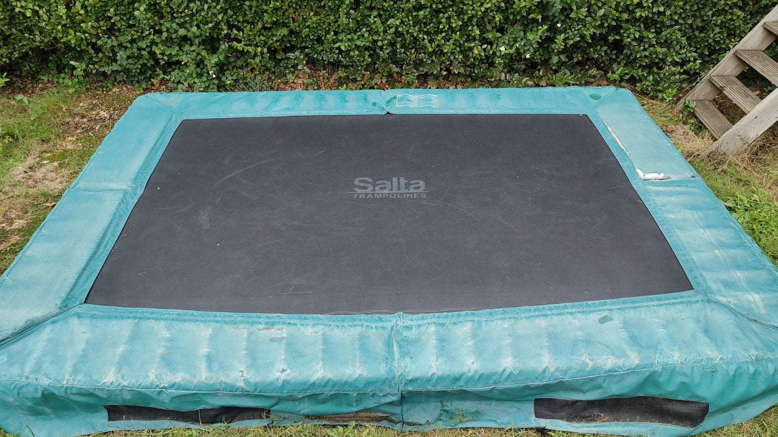 Salta ingraaf trampoline, Ophalen, Gebruikt