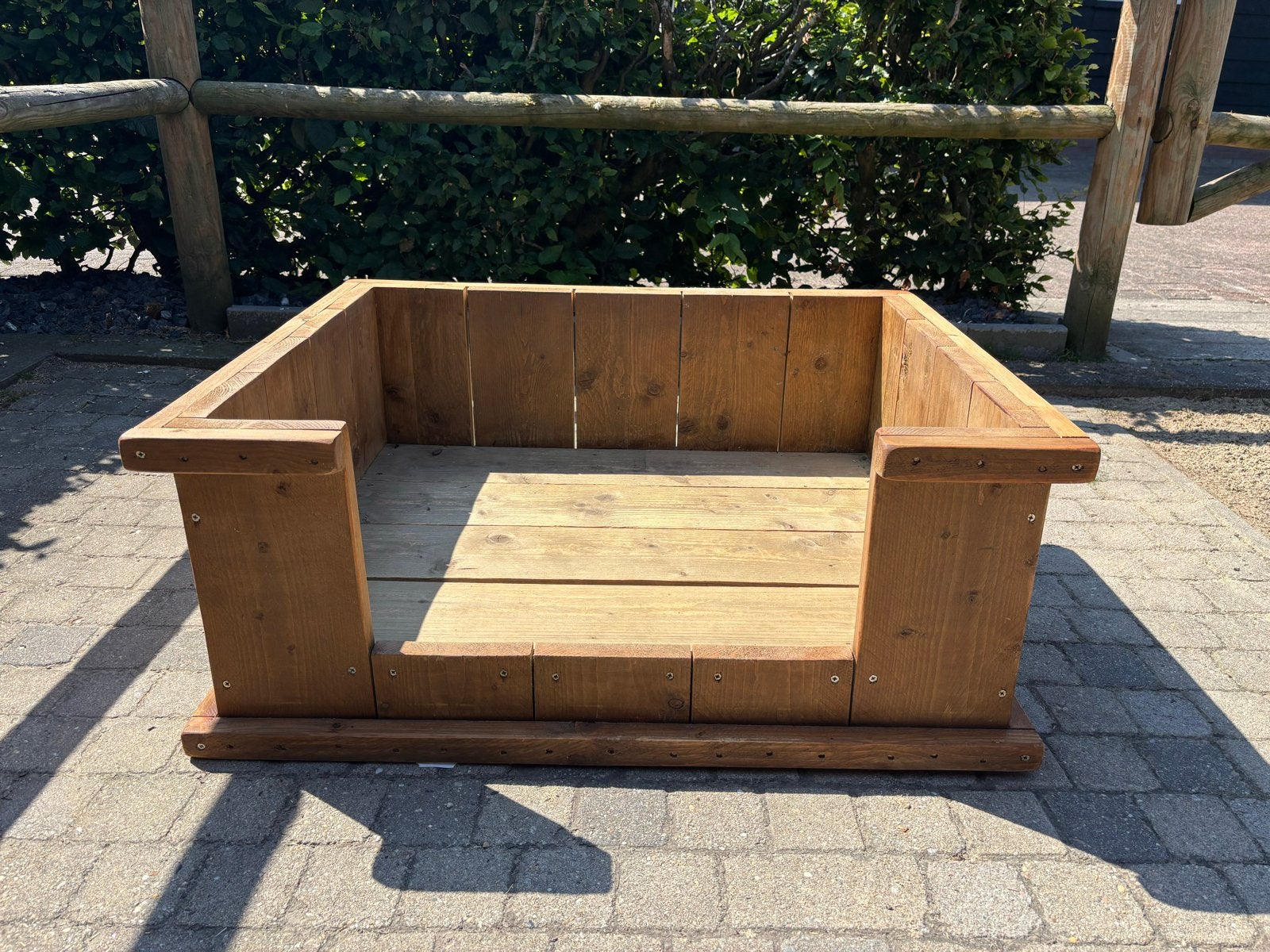 Houten hondenmand, Dieren en Toebehoren, Ophalen, Gebruikt, Minder dan 65 cm, Hondenhok